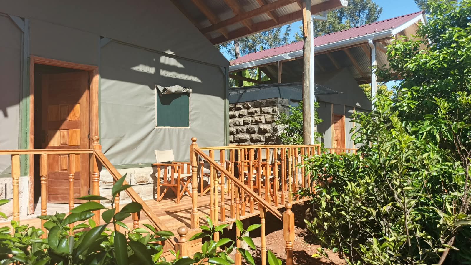 Slopes Stone Safari Lodge